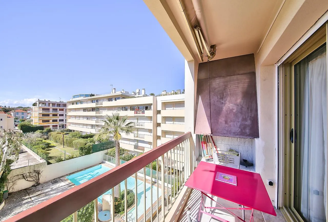 מלון אנטיב Tamanaco Beach 0*,  צרפת