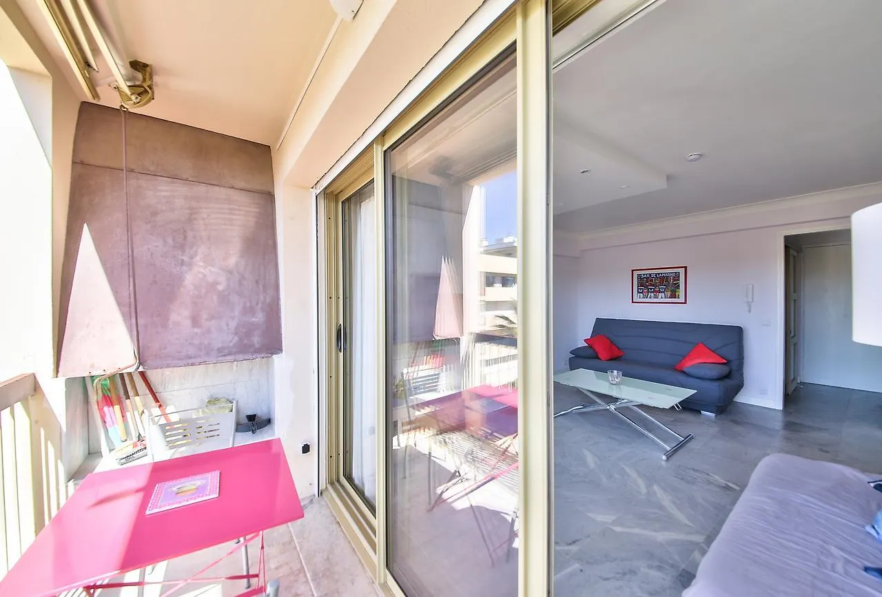 Apartment Tamanaco Beach Hotel Antibes France